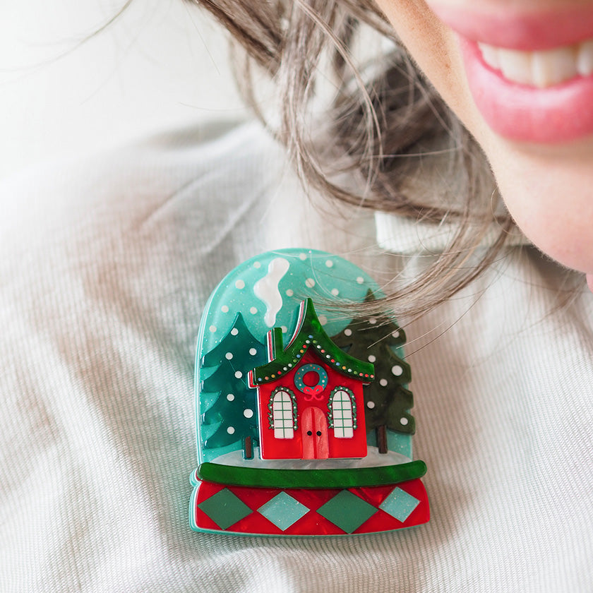 Seasonal-Snow-Globe-Brooch-3-giocogiro-west-preston-gift-store