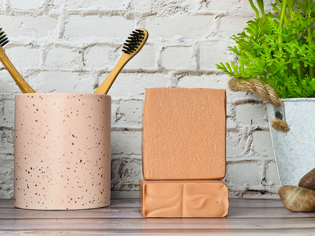 CEDARWOOD Road -Mediterranean Red Clay Soap Detoxifying Natural Soap Bar With Lemongrass Essential Oil