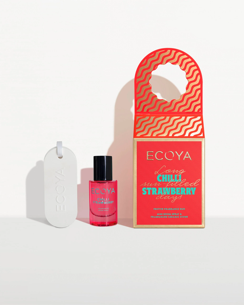 Ecoya  Holiday Collection Festive Fragrance Duo  Chilli Strawberry