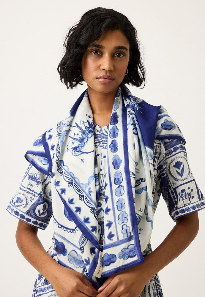 silk scarf nanybird lyon tile