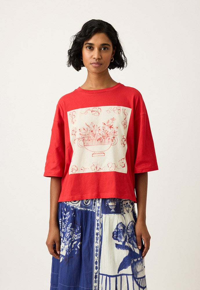 nancybird tasmin boxy tee red vase
