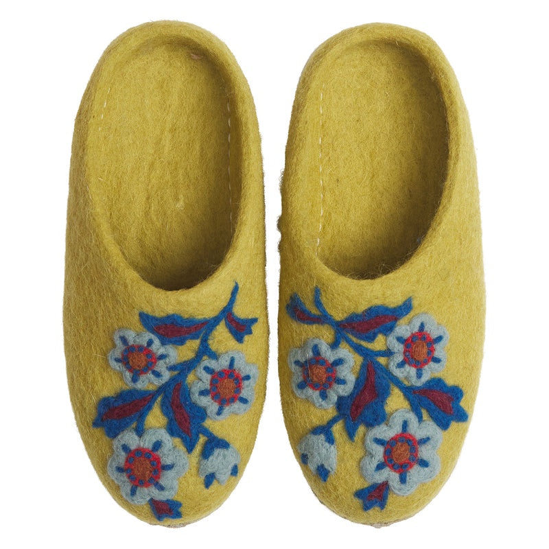 sage clare marie felt slipper