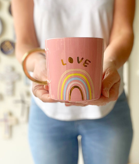 love mug pink white