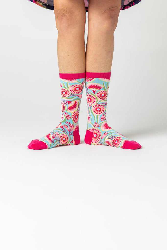 gum blossoms womens socks