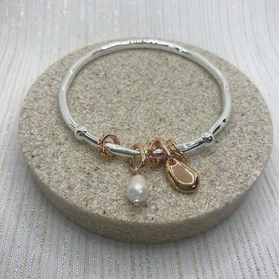 Fabienne Irregular Shape Charm Bangle